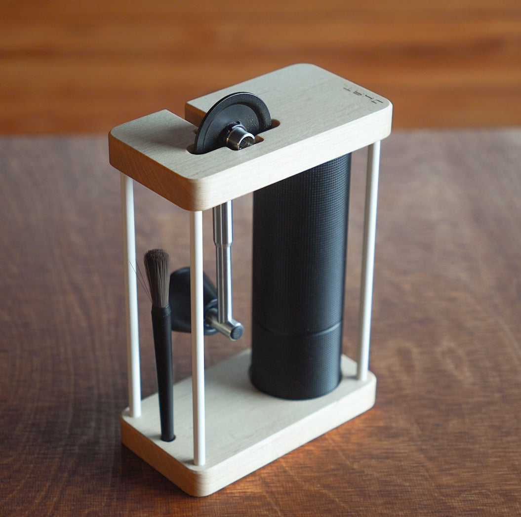JHAT.. Coffee grinder stand for TIMEMORE C3 Pro /C3S Pro/ C3 Pro MAX/ C3S Pro MAX "MAPLE"【折りたたみハンドル用】