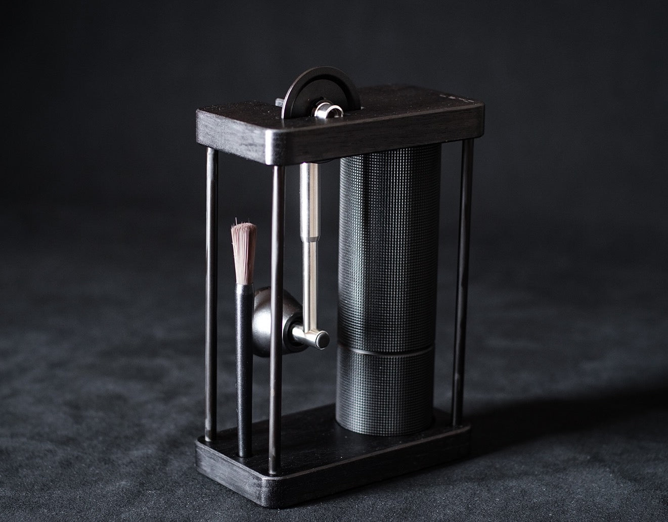 JHAT.. Coffee grinder stand for TIMEMORE C3 Pro , C3S , ProC3 Pro MAX , C3S Pro MAX "Walnut" TETUKURO【折りたたみハンドル用】