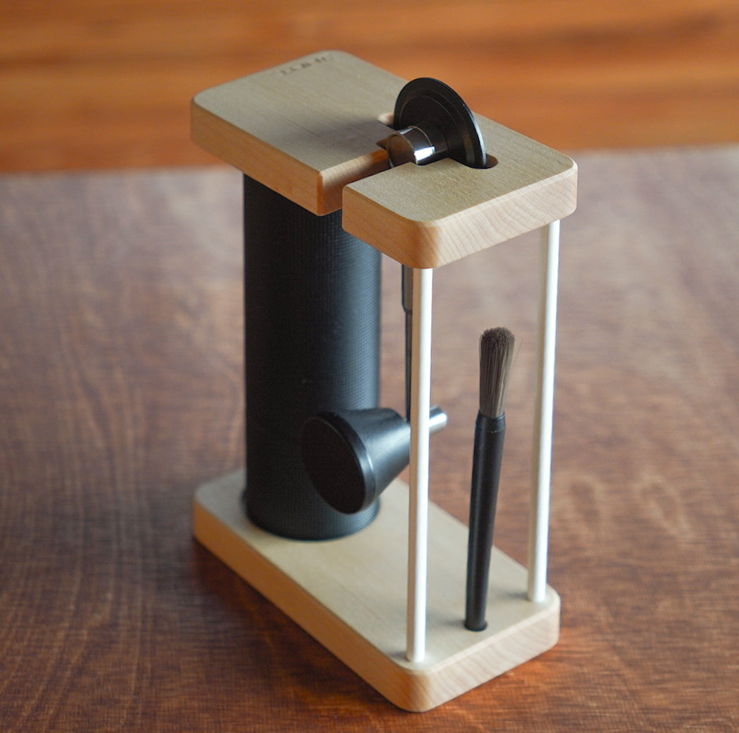 JHAT.. Coffee grinder stand for TIMEMORE C3 Pro /C3S Pro/ C3 Pro MAX/ C3S Pro MAX "MAPLE"【折りたたみハンドル用】