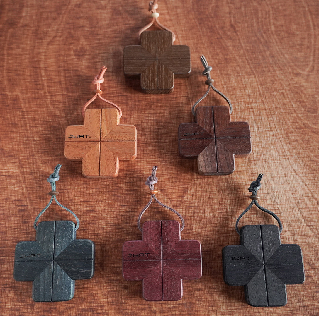 JHAT.. CloverCoaster – Four Leaves for Luck