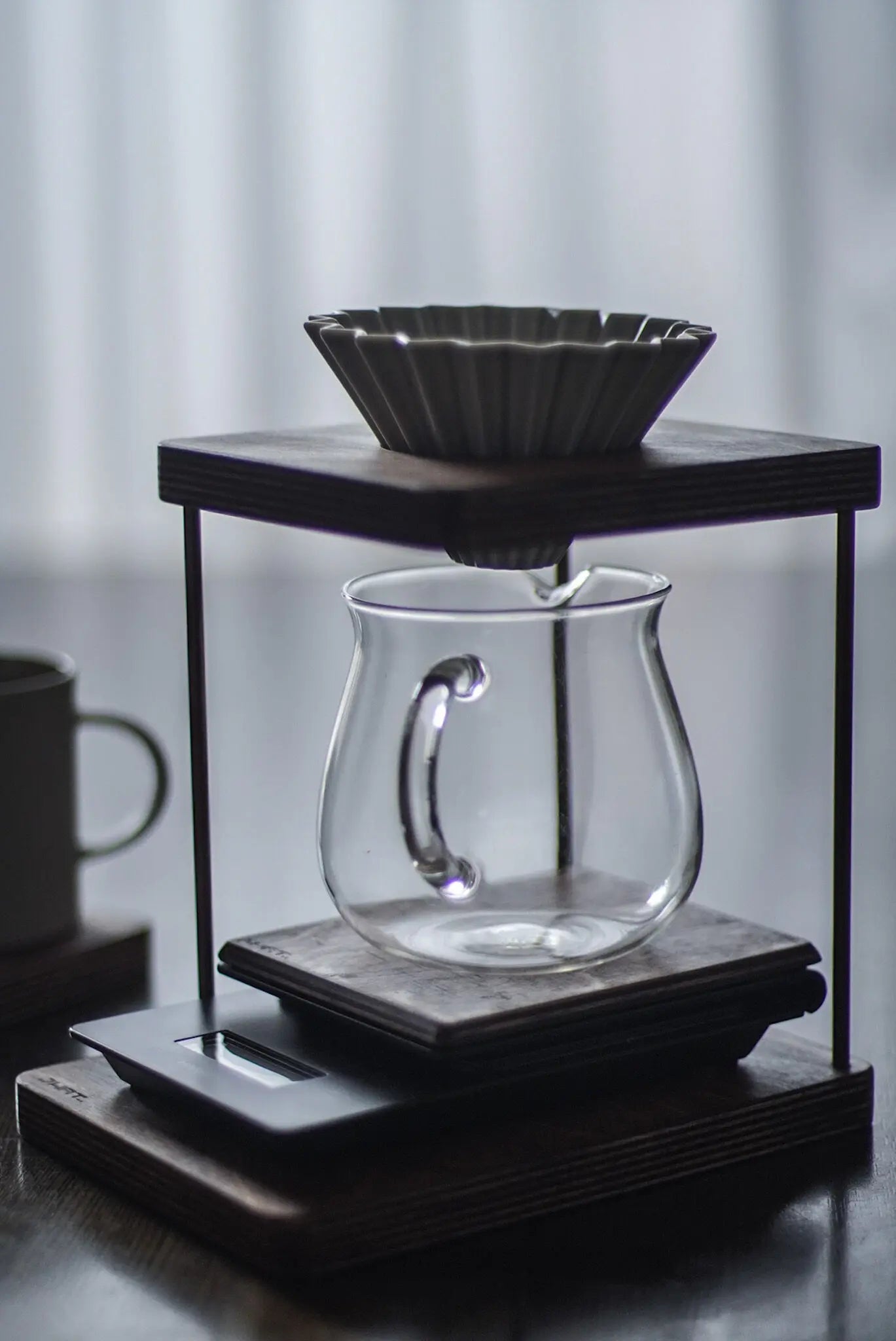 JHAT.. Coffee dripper stand for HARIO V60 Drip scale