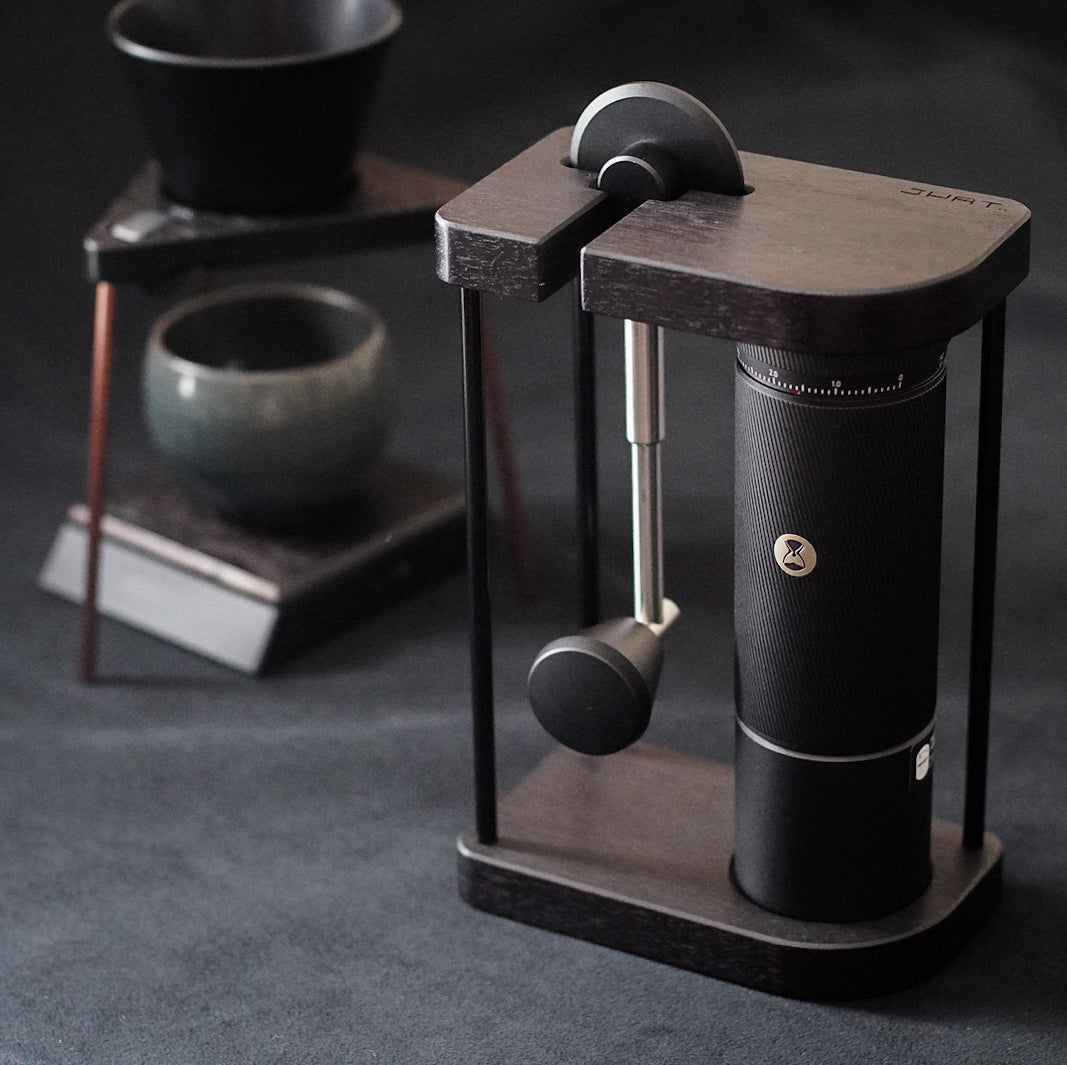 JHAT.. Coffee grinder stand for TIMEMORE S3 ”American Walnut -TETUKURO-" 鉄黒