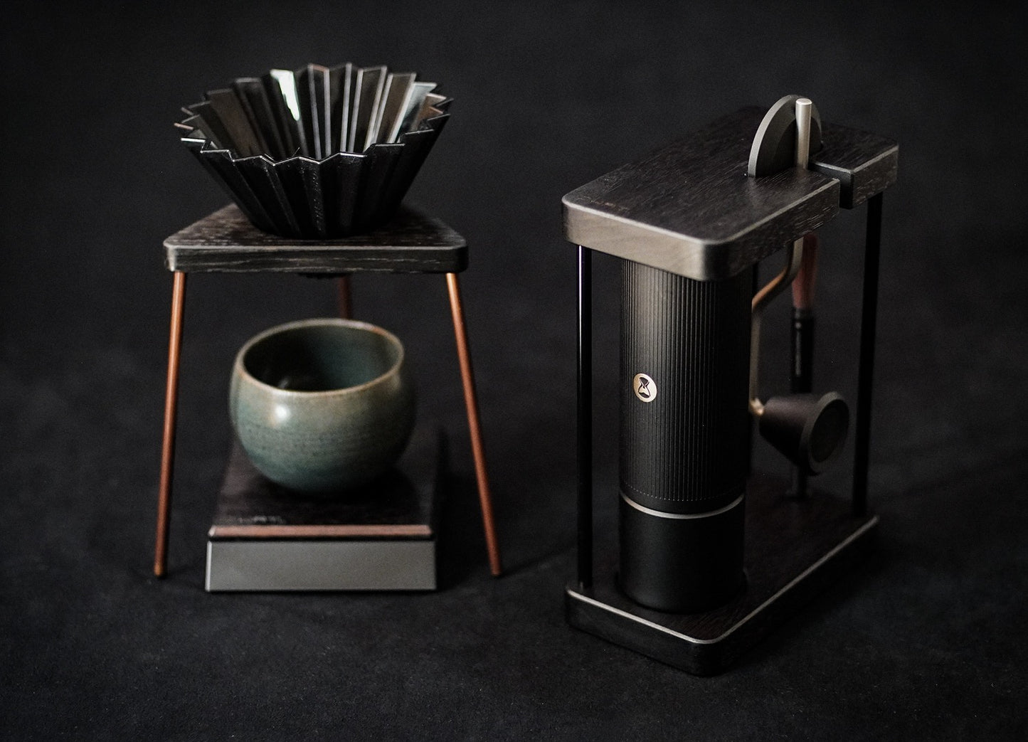 JHAT.. Coffee grinder stand for TIMEMORE X-LITE "Walnut"-TETUKURO- 鉄黒