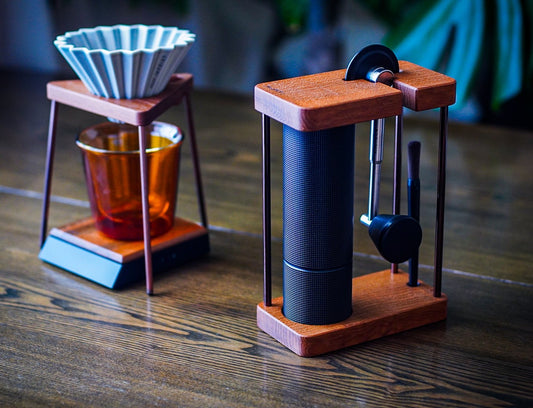 JHAT.. Coffee grinder stand for TIMEMORE C3 Pro , C3S Pro "Teak" 【折りたたみハンドル用】