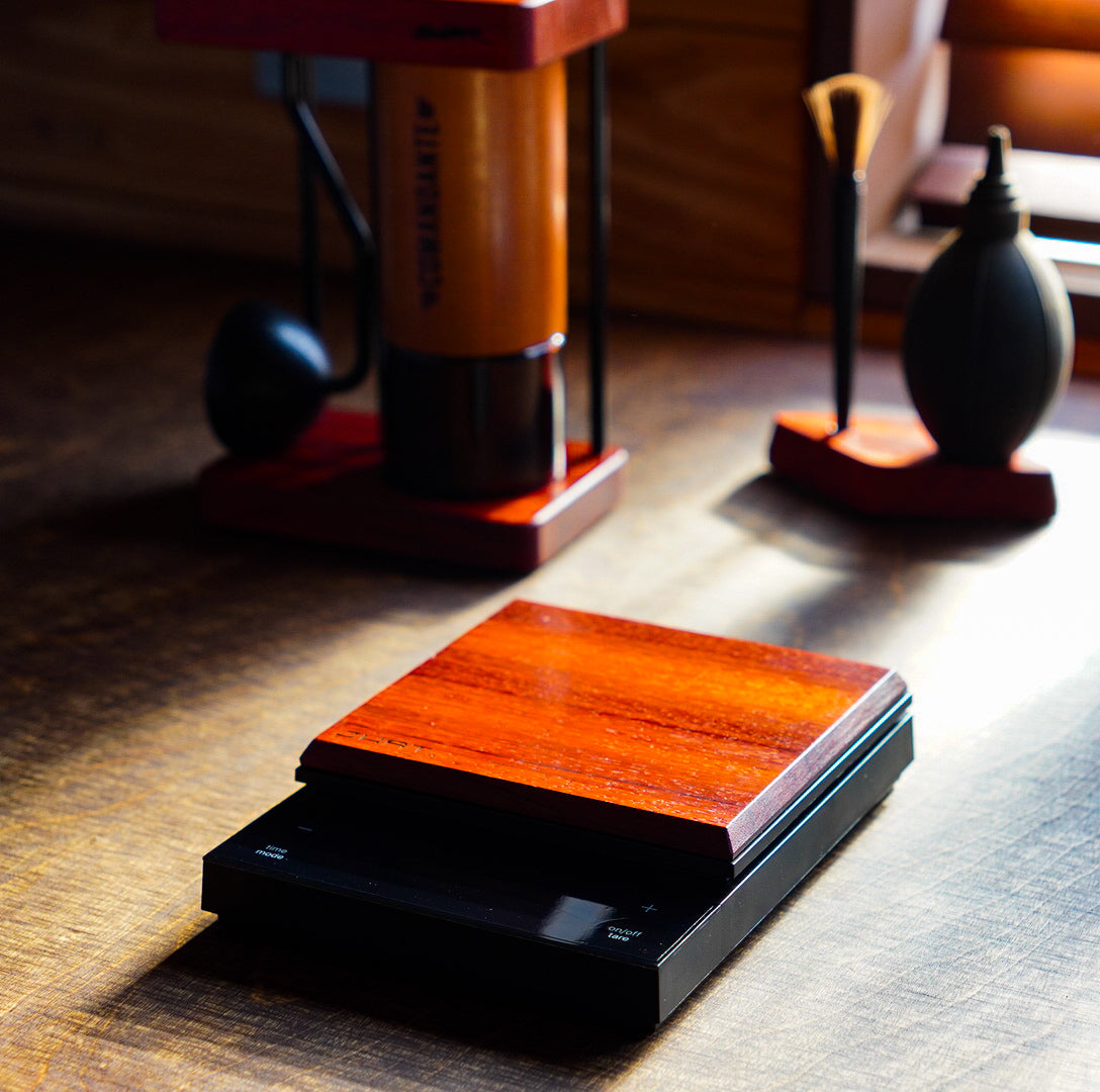 JHAT.. Wooden Plate for HARIO Coffee Scale POLARIS 【Padauk】