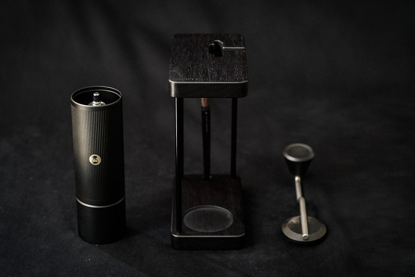 JHAT.. Coffee grinder stand for TIMEMORE X-LITE "Walnut"-TETUKURO- 鉄黒