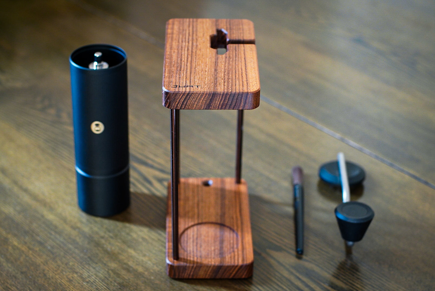 JHAT.. Coffee grinder stand for TIMEMORE X-LITE ”TEAK”