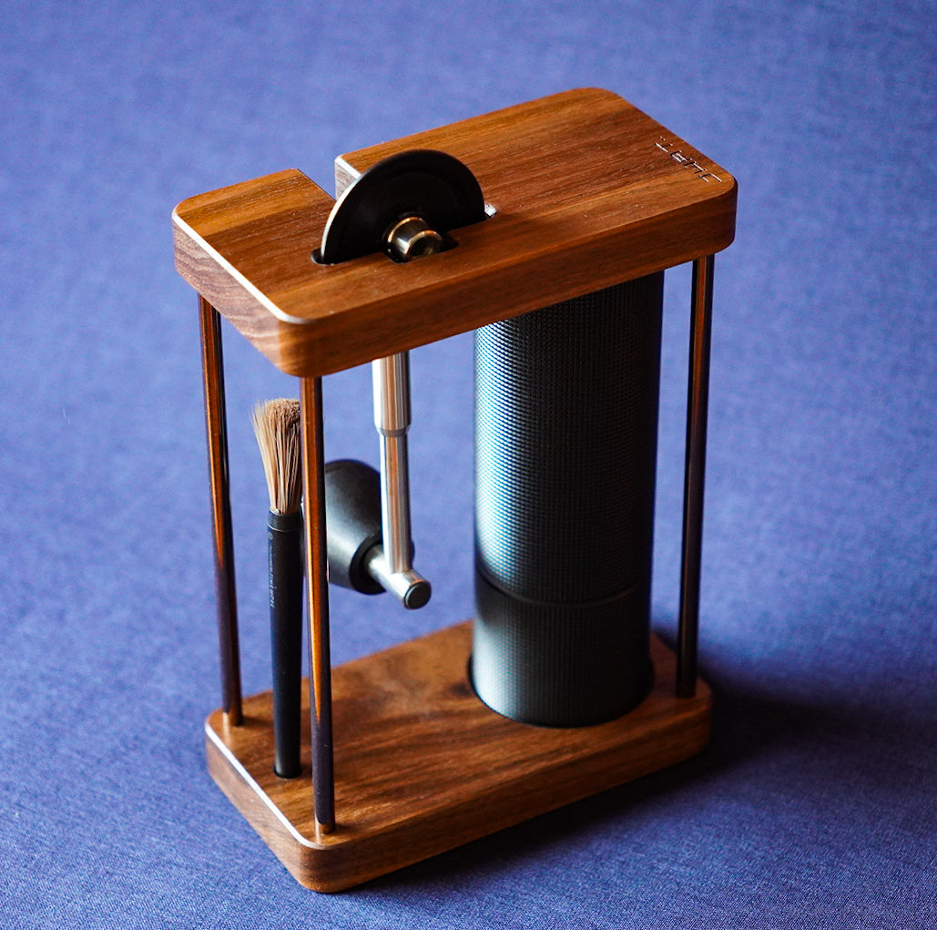 JHAT.. Coffee grinder stand for TIMEMORE C3 Pro , C3S Pro , C3 Pro MAX , C3S Pro MAX 【American Walnut】 折りたたみハンドル用