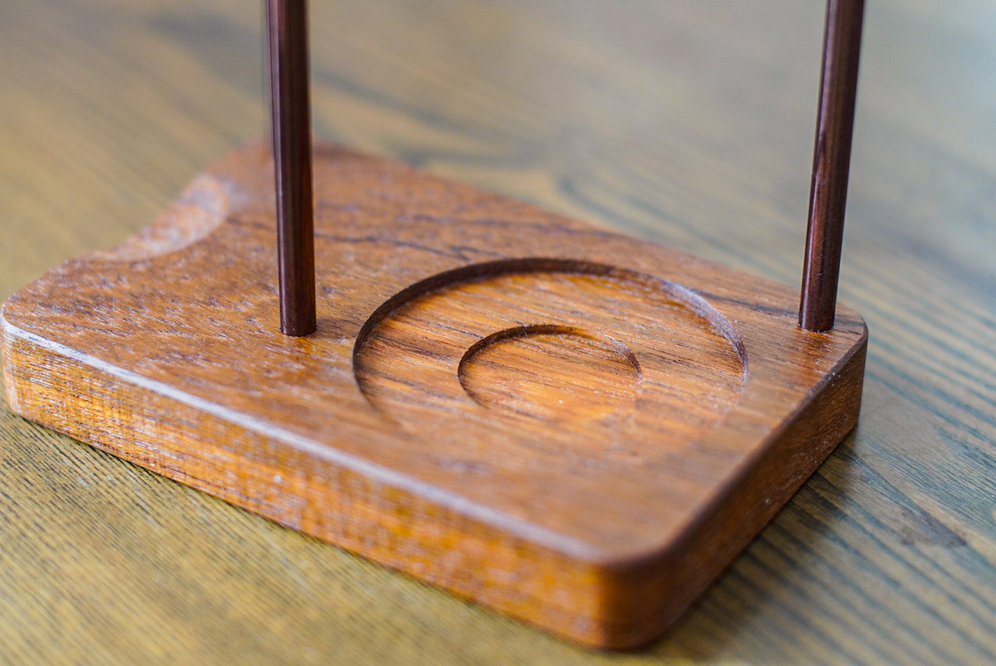 JHAT.. Coffee grinder stand for Comandante C40,C60 "Teak"