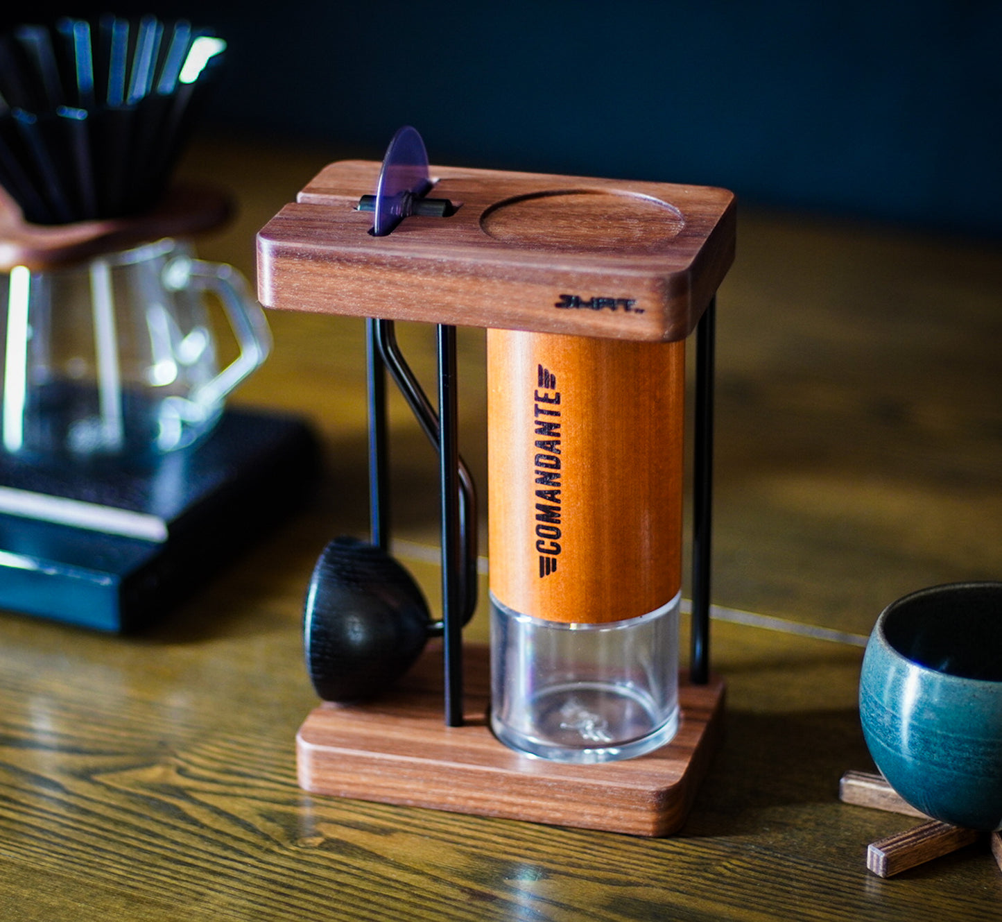 JHAT.. Coffee grinder stand for Comandante C40,C60 "American Walnut"